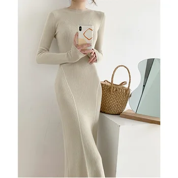 Вязаное платье женское 2023, весенне-осенний стиль, приталенное платье-свитер выше колена средней длины, юбка с разрезом по низу, сумка на ягодицах