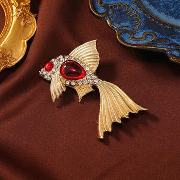 Винтажная брошь в виде золотой рыбки в китайском стиле с красивым смыслом, булавки, Уникальный индивидуальный корсаж для женщин и мужчин, подарок на Новый Год